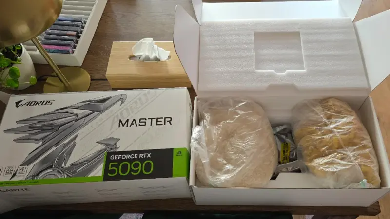Τύπος αγόρασε την RTX 5090 από την Amazon και του ήρθε κουτί με ρύζι, ζυμαρικά και μια παλιά κάρτα! (ΦΩΤΟ)