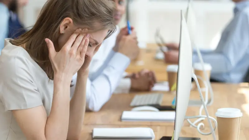 Στα κόκκινα οι Millennials! Η γενιά που σηκώνει το μεγαλύτερο βάρος