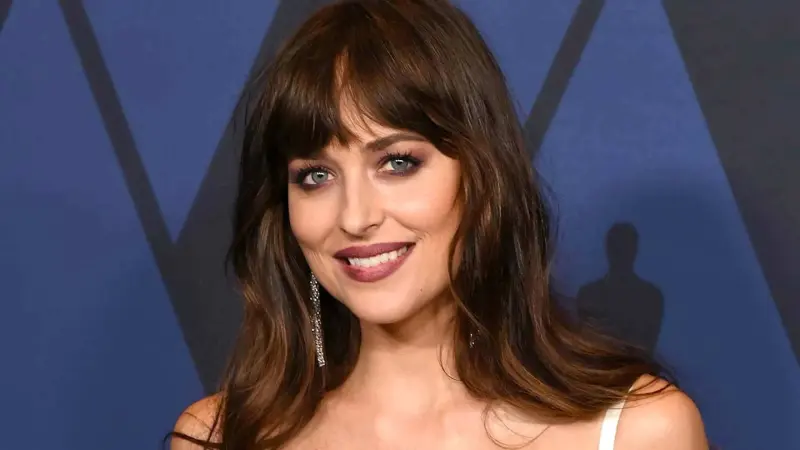Το ξέσπασμα της Dakota Johnson για τη σημερινή κατάσταση του Χόλιγουντ (ΒΙΝΤΕΟ)