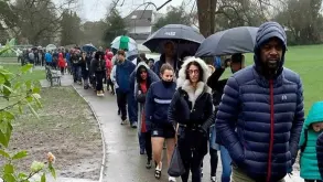 Όταν ο μικρός Όσκαρ νίκησε τον καρκίνο χάρη στην αγάπη μιας ολόκληρης πόλης