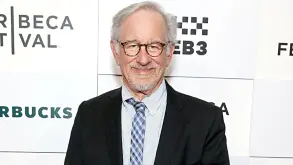 Τα πρώτα στοιχεία από την “UFO“ ταινία του Steven Spielberg