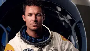 Νεκρός ο θρυλικός αλεξιπτωτιστής Felix Baumgartner σε δυστύχημα με παραπέντε