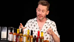 Ο Macaulay Culkin αποκαλύπτει γιατί προτιμά το Home Alone 2