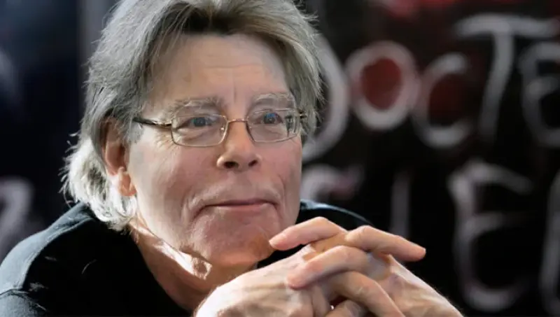 Stephen King: “Είμαι ο συγγραφέας με τα περισσότερα ban στην Αμερική”