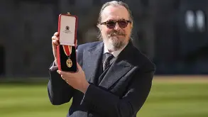 Ο Gary Oldman έγινε... Sir!