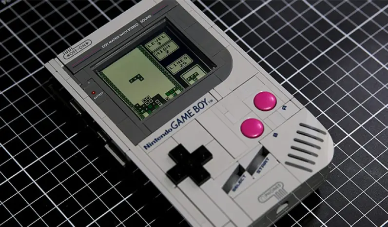 Το LEGO Game Boy κυκλοφόρησε και ήδη το μετέτρεψαν σε πραγματική κονσόλα!
