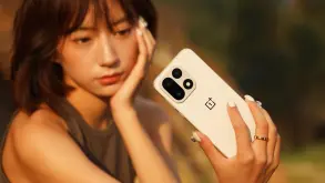 Διέρρευσαν τα specs του OnePlus 15