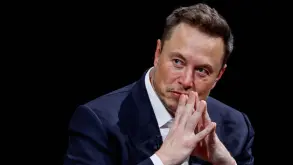 Ο Elon Musk ζητά 1 τρισεκατομμύριο δολάρια για να χτίσει τον “στρατό ρομπότ” της Tesla!