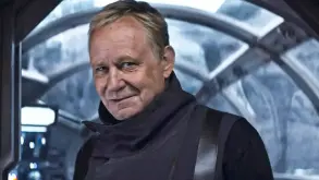 Ο Stellan Skarsgard δεν εγκαταλείπει την υποκριτική παρά την περιπέτεια υγείας του