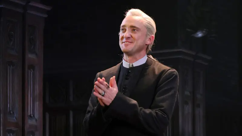Ο Tom Felton εμφανίστηκε ως Draco Malfoy και το κοινό παραλήρησε (ΒΙΝΤΕΟ)