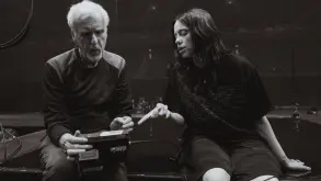 Η Billie Eilish μαζί με τον James Cameron φέρνουν την περιοδεία της στο σινεμά