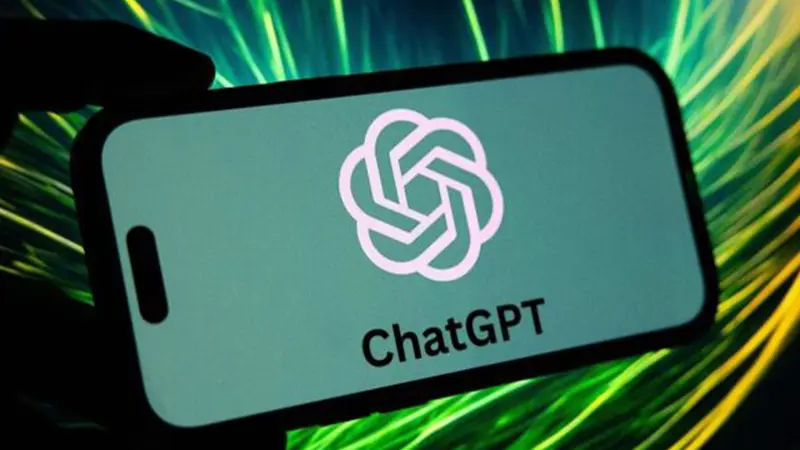 Ο Sam Altman παγώνει τις διαφημίσεις για να σώσει το ChatGPT