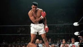 Όταν ο Muhammad Ali απέφυγε 21 χτυπήματα σε 10 δευτερόλεπτα (ΒΙΝΤΕΟ)
