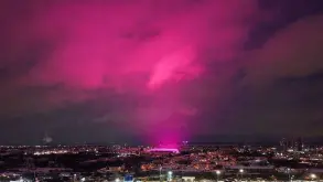 Η επιστήμη πίσω από τον ουρανό που θύμισε Stranger Things στην Αγγλία