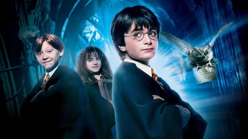 ΕΠΙΣΗΜΟ: Το Harry Potter and the Philosopher's Stone επιστρέφει στα σινεμά με έξτρα υλικό!