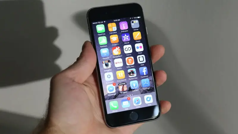 Η Apple κυκλοφόρησε νέο update στα iPhone 5s και iPhone 6
