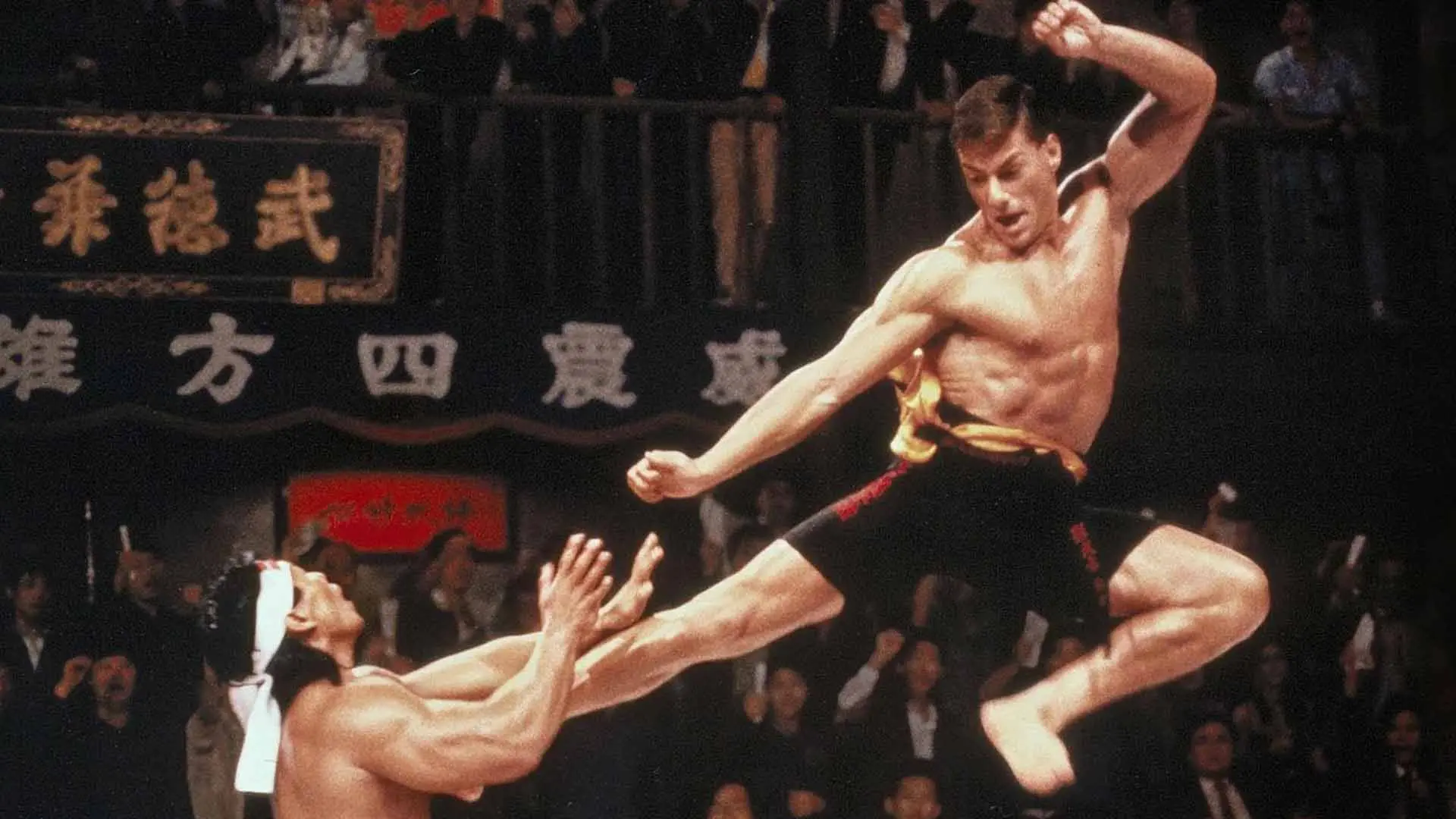 Η A24 ετοιμάζει remake του Bloodsport και το ίντερνετ παίρνει φωτιά!