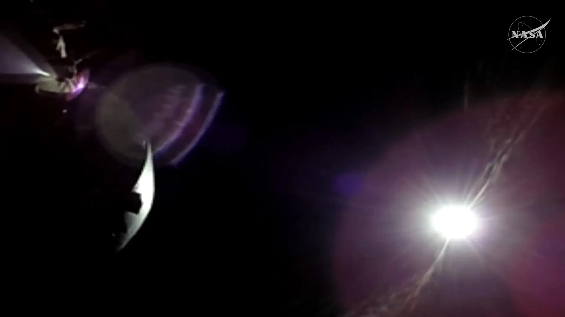 Artemis II: Οι αστροναύτες της NASA κατέγραψαν μια Ολική Έκλειψη Ηλίου που κόβει την ανάσα (ΒΙΝΤΕΟ)