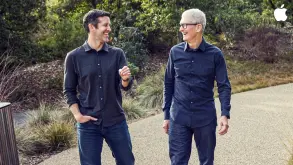 Τέλος εποχής: Ο Tim Cook αφήνει τη θέση του CEO της Apple