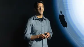 Αλλαγή σκυτάλης στην Apple: Νέος CEO ο John Ternus – Οι πρώτες δηλώσεις του!