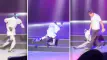 Ρομπότ χορεύει Michael Jackson και... σωριάζεται μπροστά στο κοινό! (ΒΙΝΤΕΟ)