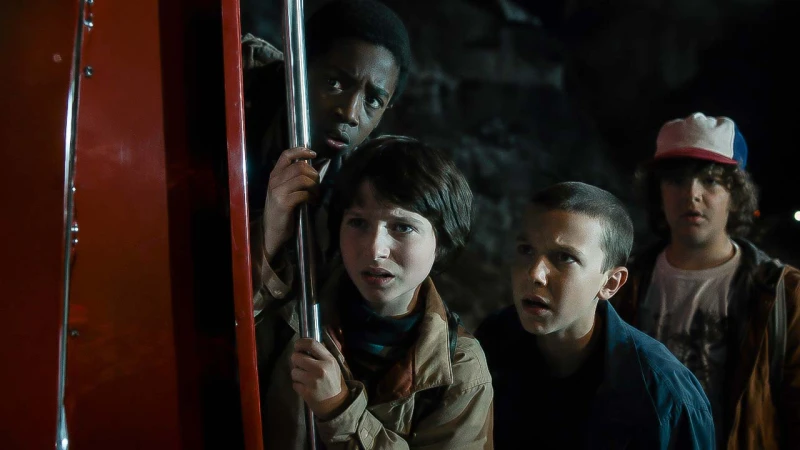 Σαν σήμερα έκανε πρεμιέρα το Stranger Things και εμείς θυμόμαστε μία από τις πιο σπαρακτικές σκηνές του
