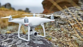 Αυτό είναι το Phantom 4 από την DJI