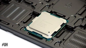 O θηριώδης δεκαπύρηνος Core i7 6950X εμφανίστηκε στο eBay