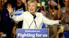 Η Google κατηγορείται για προώθηση της Hillary Clinton στα αποτελέσματα αναζήτησης