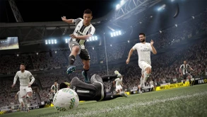 Για ακόμη μια χρονιά χωρίς ΑΕΚ τα FIFA 17 και PES 2017