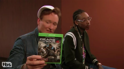 Conan και Wiz Khalifa παίζουν Gears of War 4