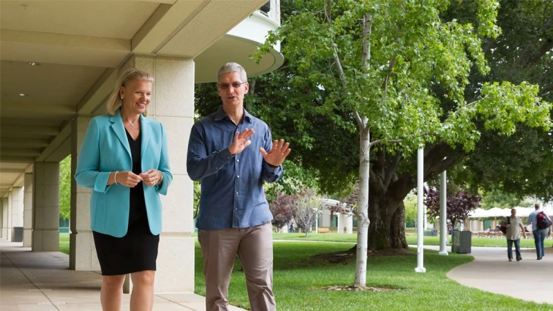 Συνεργασία IBM και Apple