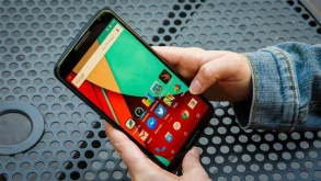 Τα Nexus 6 υποβαθμίζονται σε Android 7.0