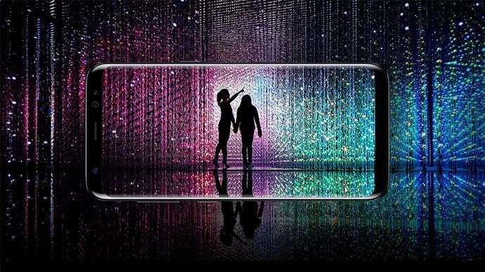 Η Infinity οθόνη του Galaxy S8 στην κορυφή του DisplayMate