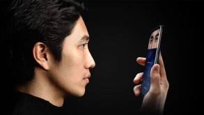 Hackers ξεγελούν το Iris Scanner του Galaxy S8