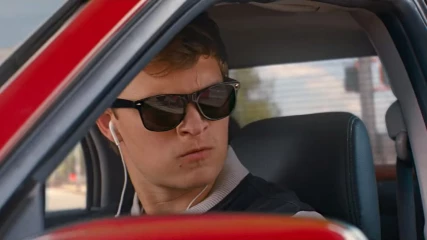 Baby Driver: Γκάζια, στυλ και μουσική στο νέο trailer