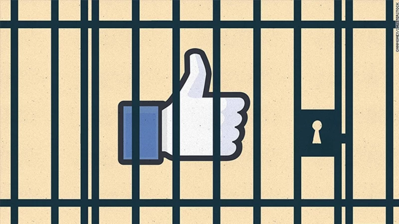 Χρήστης Facebook τιμωρήθηκε για τα likes του με πρόστιμο €3.680