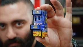 Η μικρότερη arcade καμπίνα του κόσμου!