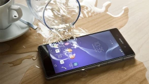 Οι Xperia συσκευές της Sony δεν ήταν και τόσο αδιάβροχες τελικά
