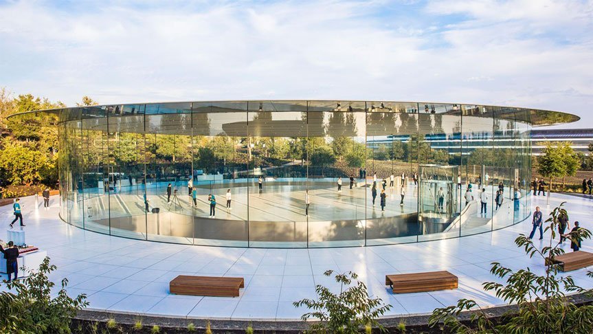 Μία ολοκληρωμένη ματιά στο Steve Jobs Theater της Apple