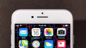 Η Apple επιβεβαιώνει το πρόβλημα του ακουστικού του iPhone 8