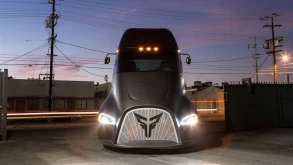 Η Thor είναι ο νέος αντίπαλος του Tesla Semi