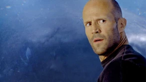 The Meg: Στην πρώτη φωτογραφία αποκαλύπτεται ο γιγαντιαίος καρχαρίας