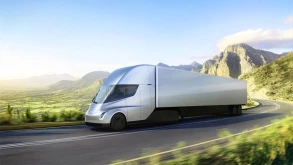 Ένα Tesla Semi εθεάθη στους δρόμους της Καλιφόρνιας