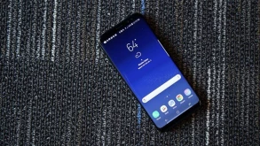 Η Samsung αρνείται τις κατηγορίες για προγραμματισμένη απαξίωση συσκευών