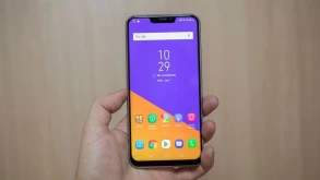 Asus ZenFone 5 (2018): Design αλά iPhone X και A.I. χαρακτηριστικά