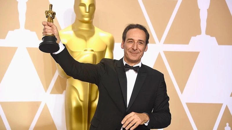 Oscars 2018: Τις ελληνικές του ρίζες τίμησε ο Alexandre Desplat κατά την απονομή του
