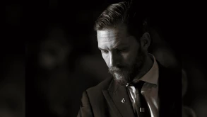 Ο Tom Hardy μας συστήνεται ως Al Capone