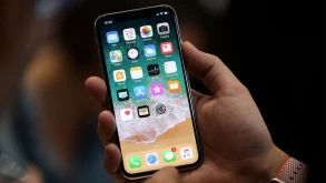 Η Apple χρειάζεται ένα τρομακτικό αριθμό οθονών για το 2018
