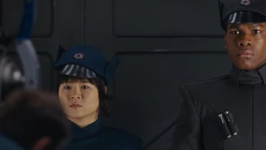 Star Wars: The Last Jedi | Η κομμένη σκηνή με τον Tom Hardy να κάνει καψόνι στον Finn